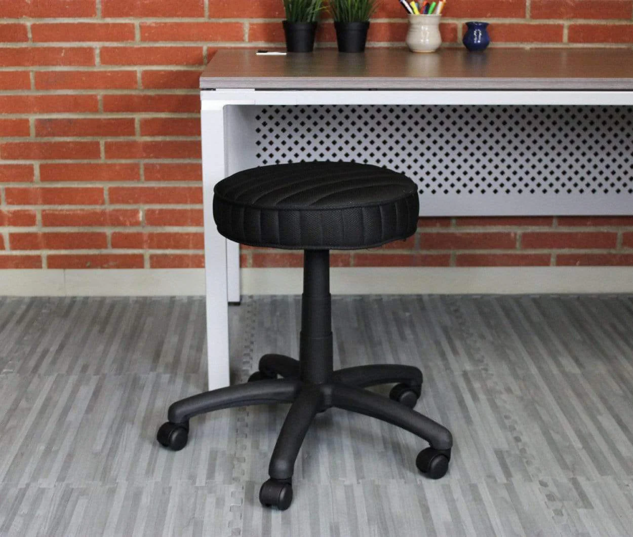 Boss The DOT Stool [B210-BK] - Image 9