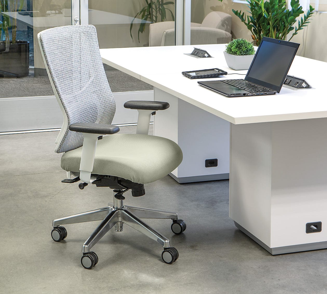Office Star Pro-Line II™ ProGrid® White Mesh Mid Back Chair [95672-5882] - Image 5