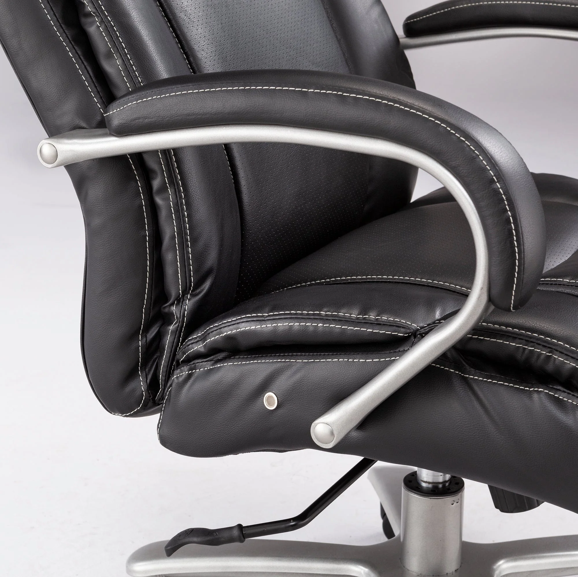 Safco Lineage Big & Tall High Back Executive Chair, 500 lb. Weight Capacity [3502BL] - Image 4